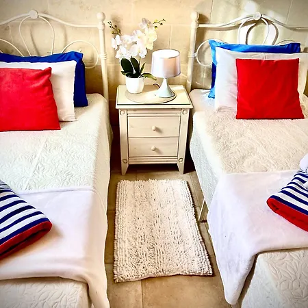 Grazzja With Pool Qala