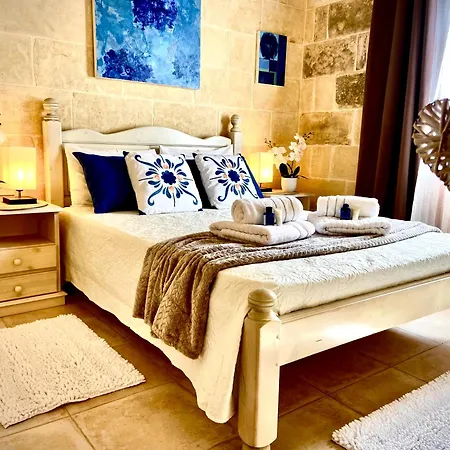 Grazzja With Pool Qala